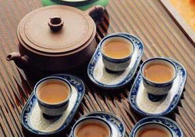 请和软板厂一起来学习商务用茶的礼仪之道