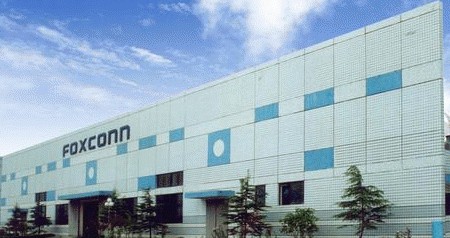 汽车FPC之富士康广州10.5代线首台曝光机进驻，10月将量产